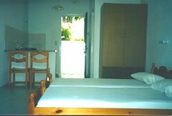 Yiannis rooms at Agios Georgios, Corfu